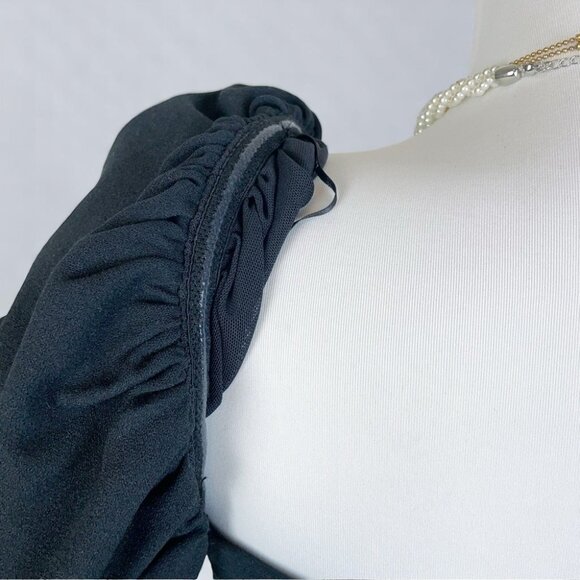 NWT Elliatt Rhythm Crop Top Black - Picture 6 of 8